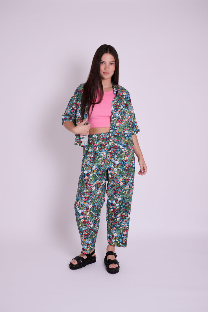 Betty Spring Floral Resort Shirt