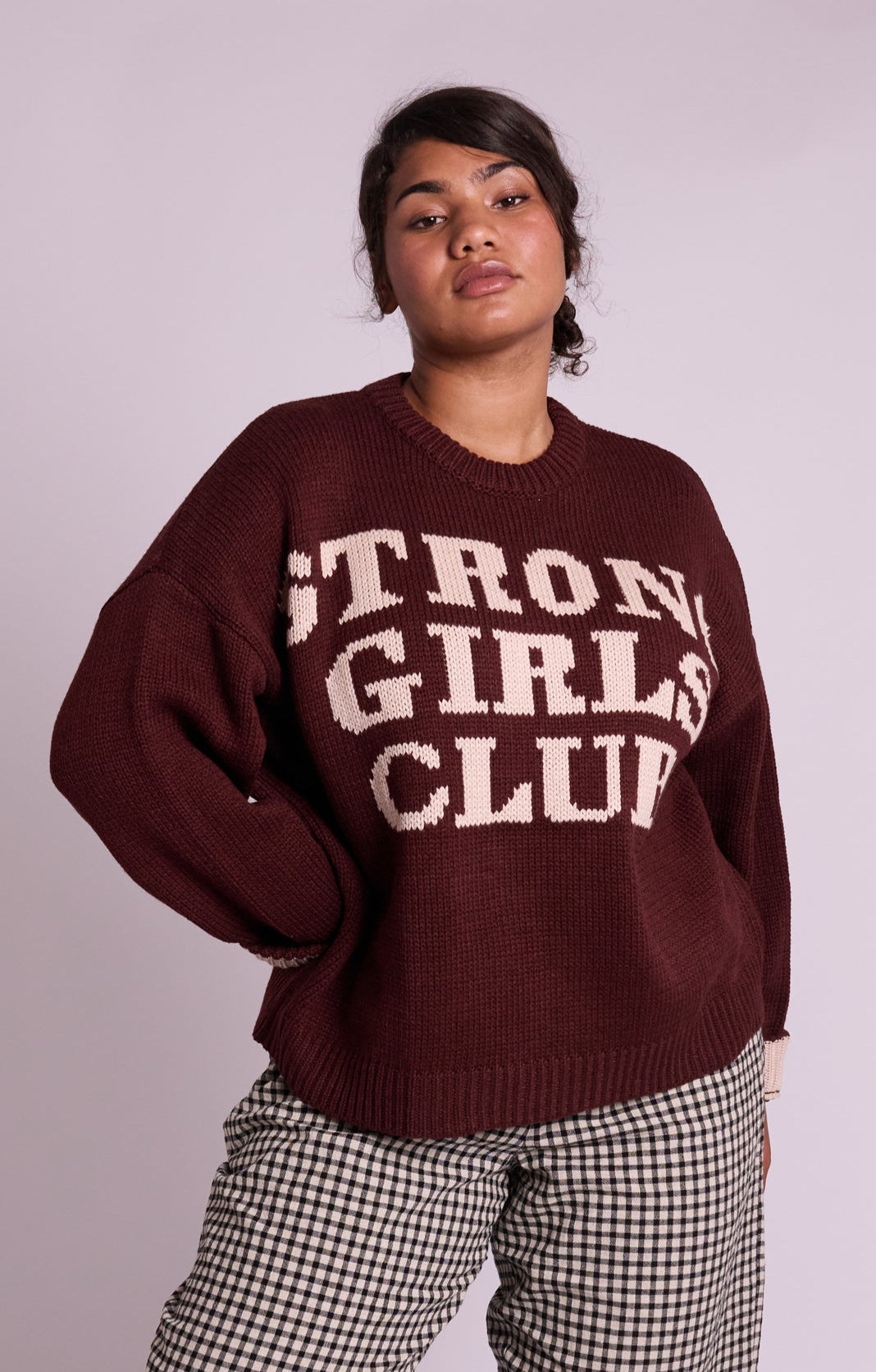 Knitted Strong Girls Club Jumper - Chocolate Fig