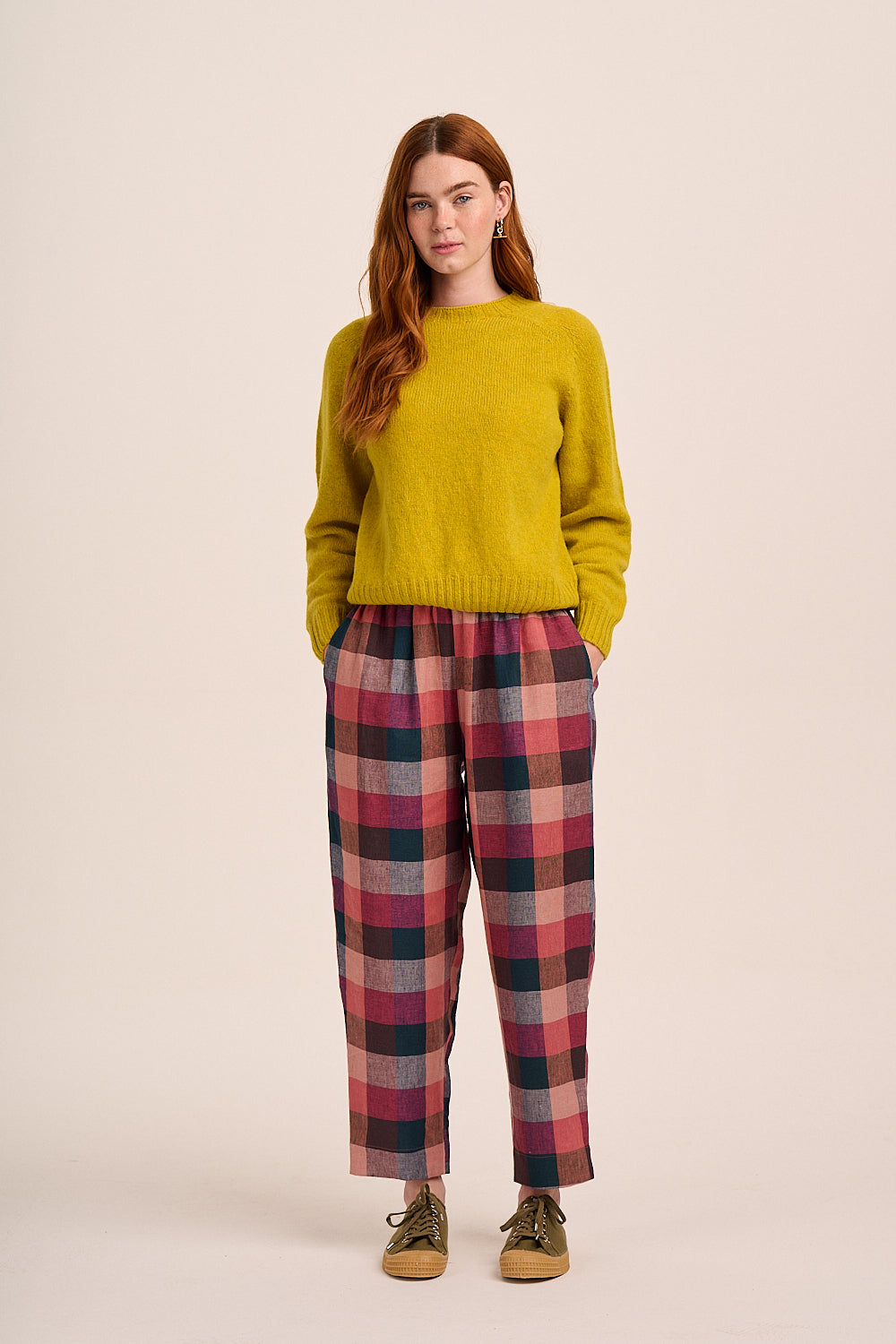 Peggy Linen Trousers - Berry Check – back view / styled detail