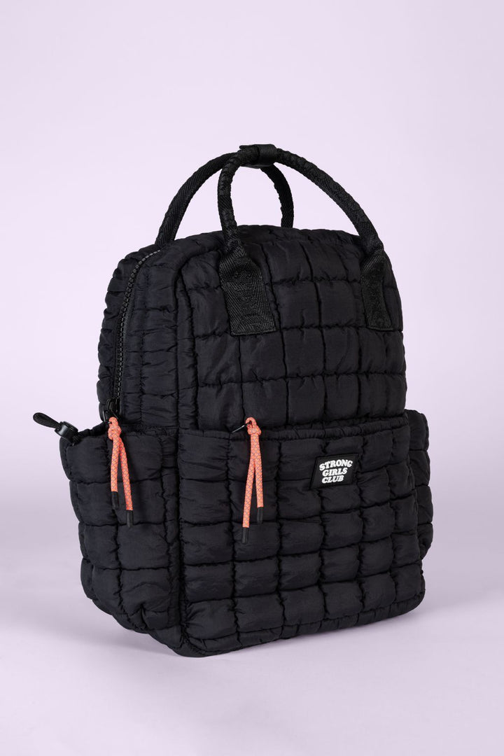 Dumpling Quilted Backpack - Black – close-up detail