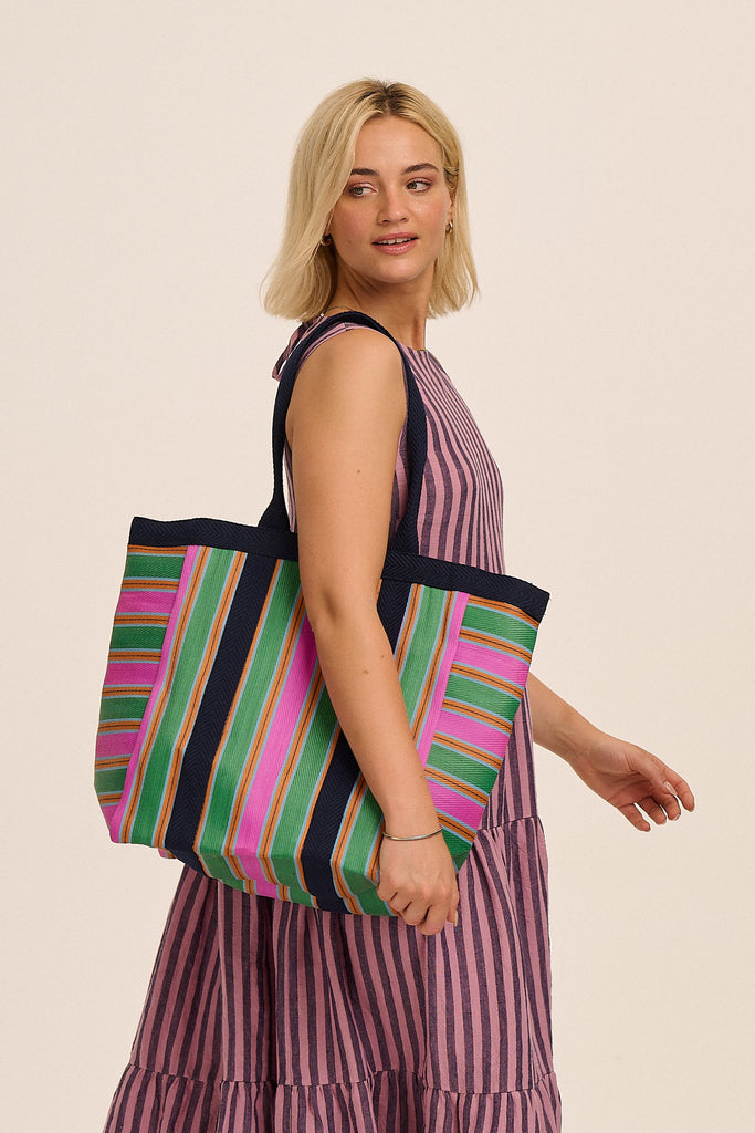 Recycled Nylon Easy Bag Pink &