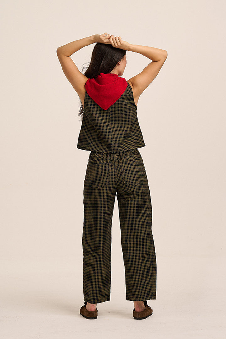 Back view of the Leni gingham jeans in khaki check, showing the elasticated back waist and curved patch pockets