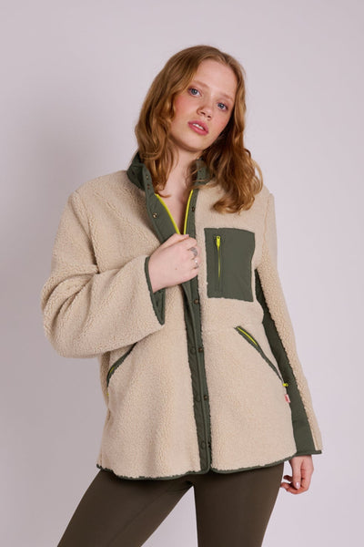 【Anyone more】Betty Short Pogged Fleece Jacket muthahoodmarch25shoot10938_gra