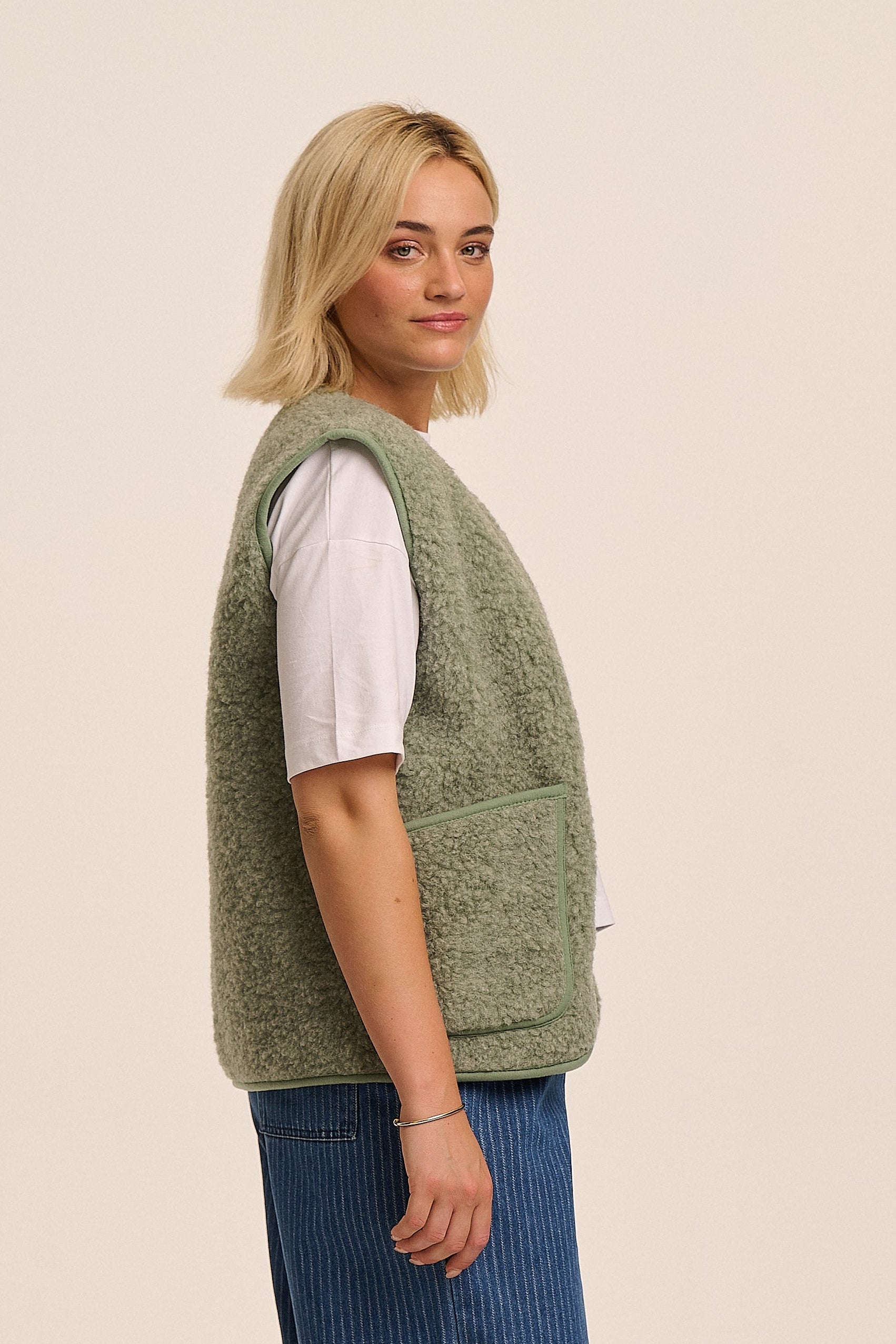 Coldbreaker Peptico Vest – Green | Mutha.Hood